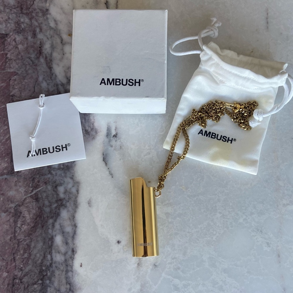AMBUSH Light Case Necklace 7600 Gold